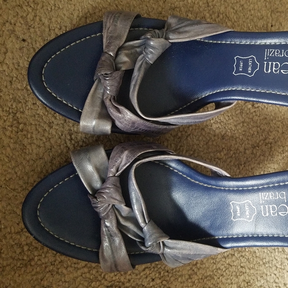 Blue and Gray Heels Cathy Jean Sandals Size 6 - Picture 3 of 9
